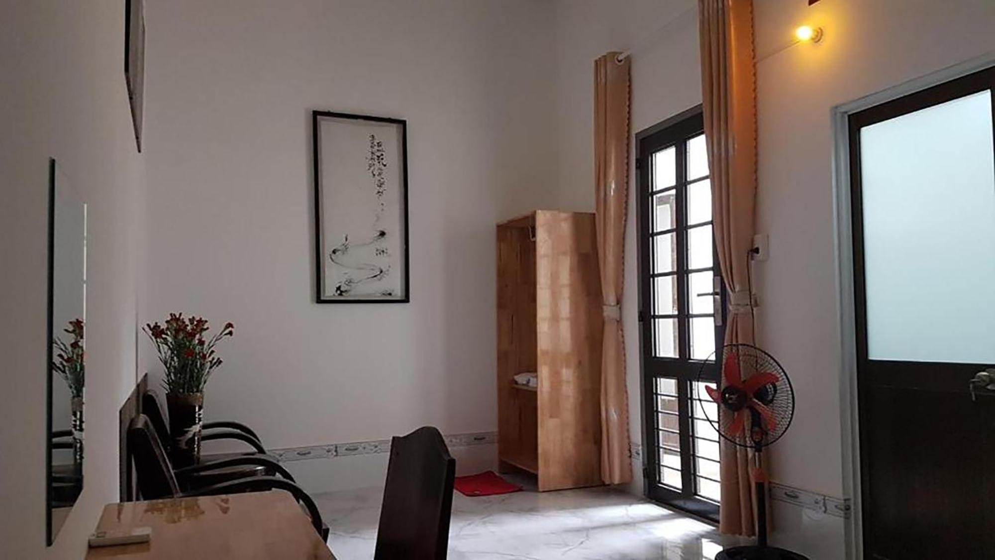 Hoa Lan Motel & Homestay Giong Tu Dien Екстериор снимка